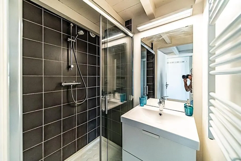 Superb 1 Bedroom Apartment - Croix Rousse District Lyon France
